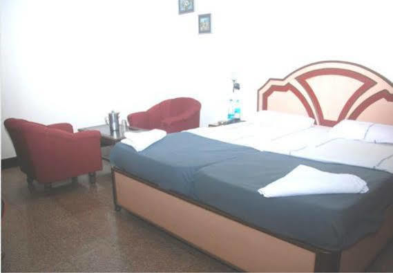 Venus Inn Bhuvanesvar Kültér fotó
